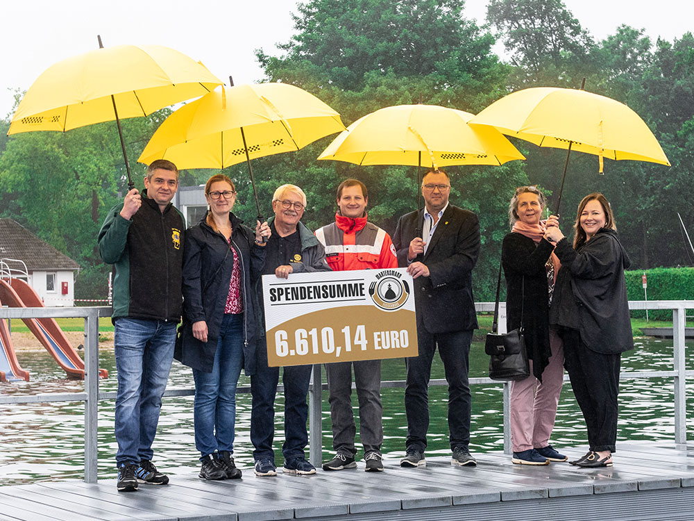 Damit aus dem Badevergnügen keine Gefahr wird, finanziert der Martensmann-Festschmaus kostenlose Schwimmkurse für Kinder.